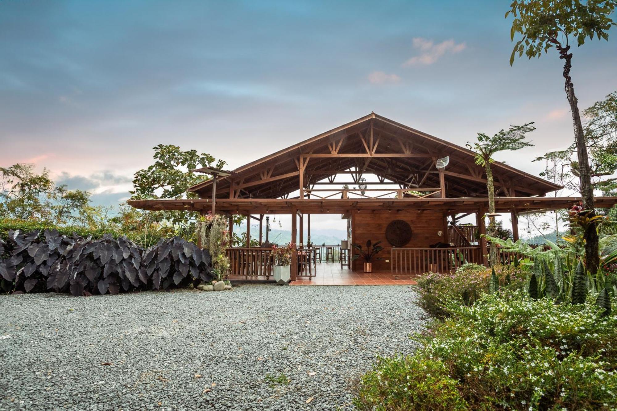 Tominejo Ecolodge - Casas En Los Arboles Neira Eksteriør bilde
